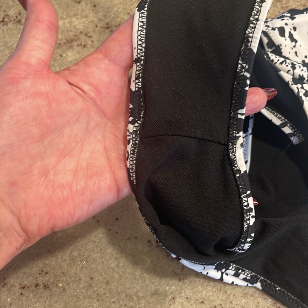 One piece bathing suit - Picture 3 of 5